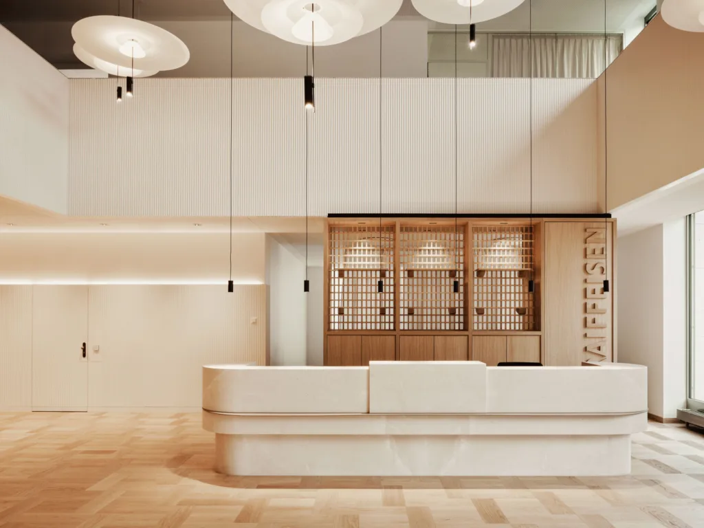 241119 MUN2402 2555 web