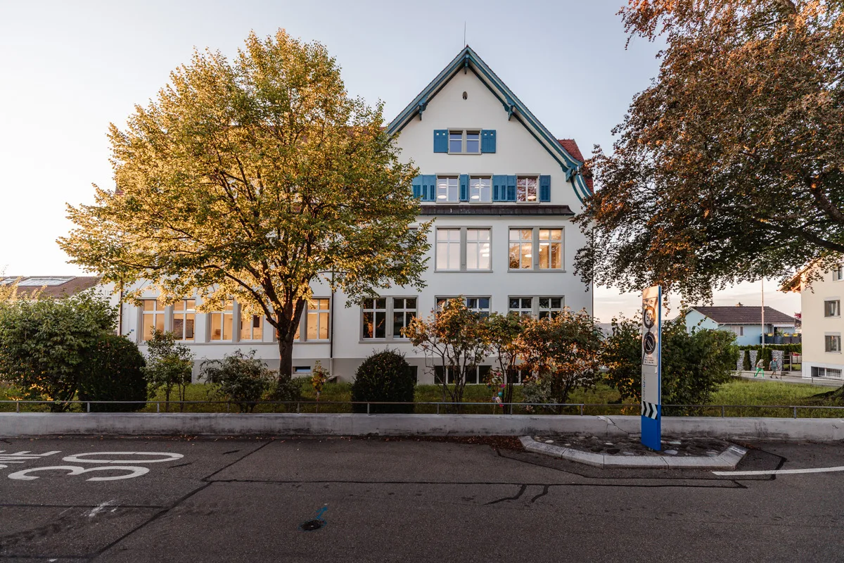 Trunz Wirth Schulhaus Oberuzwil 4 I9 A1270